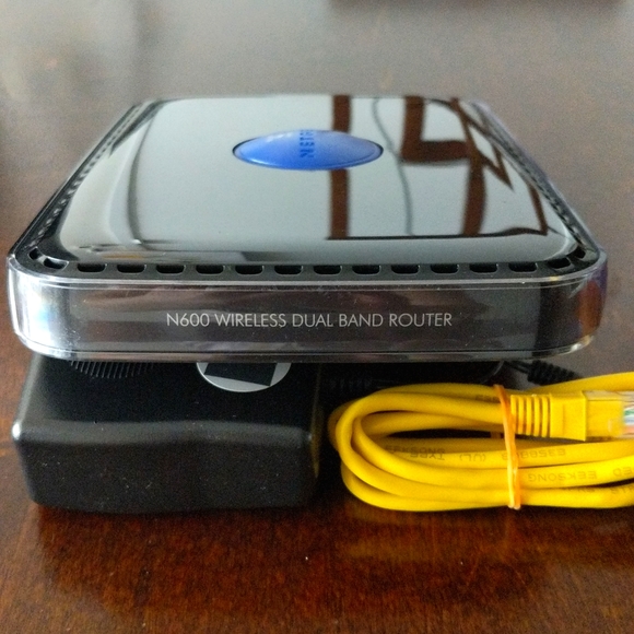 🎉🎊Host pick🎊🎉Netgear N600 wireless dual band router - Picture 3 of 8